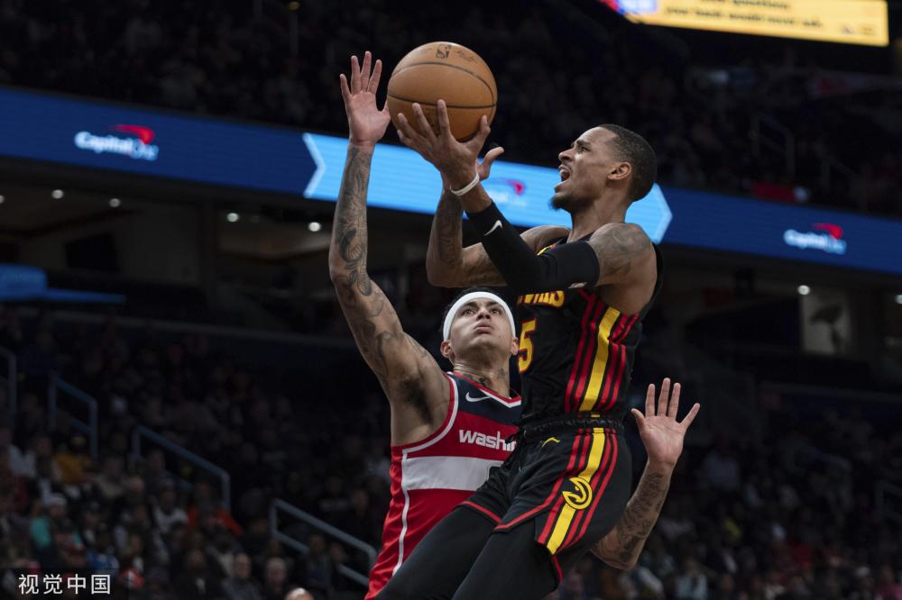 年轻球员在 年轻球员在